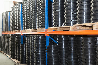 أسود EPDM صمام مقعد نطاق المزاج واسعة PN16 / PN25 / ANSI الضغط